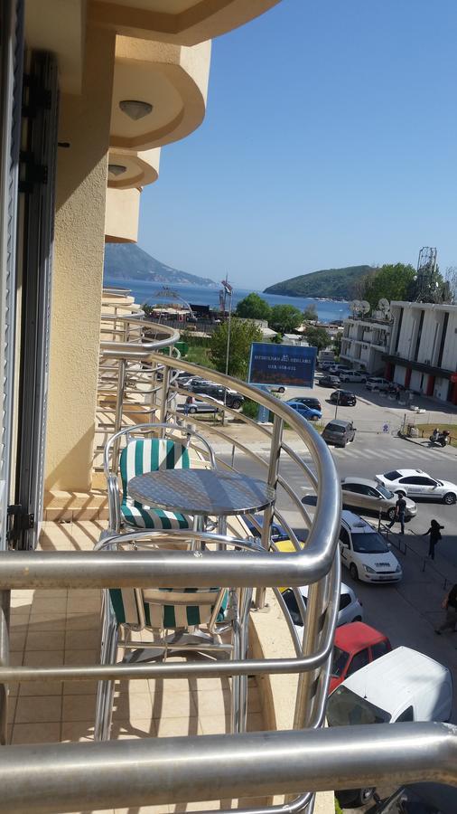 White Bear Budva Eksteriør bilde